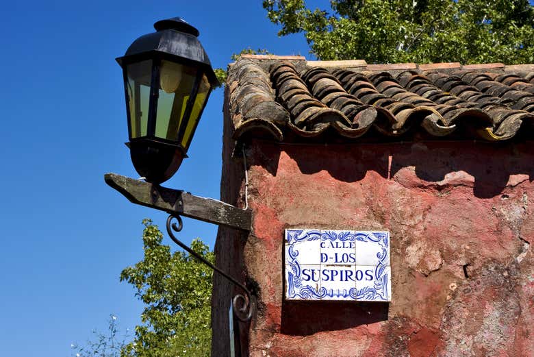 Calle de los Suspiros, una de las más famosas de Colonia